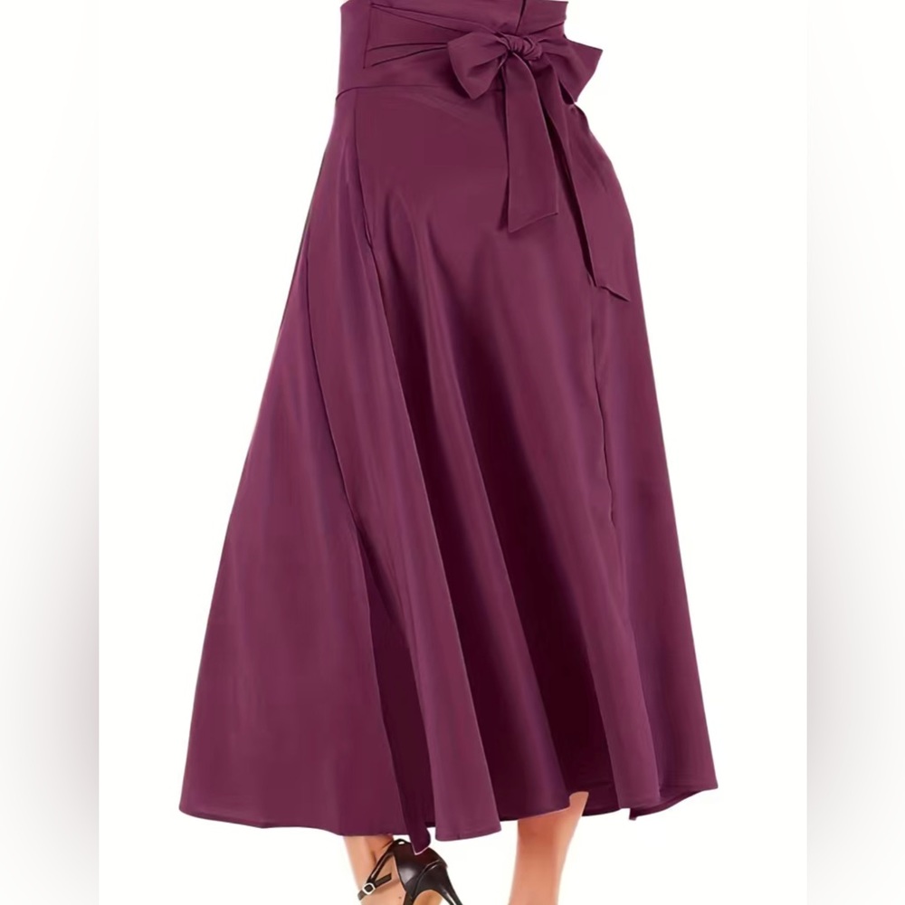 Plus Size Casual Solid High Rise Belted Zipper Back A-line Skirt